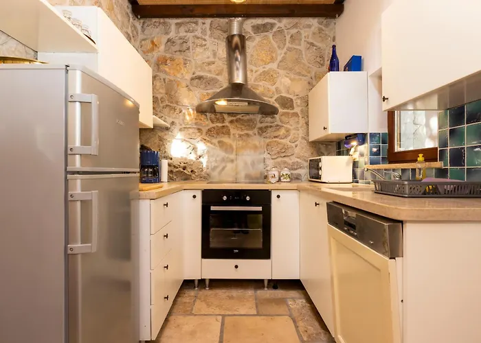 Stone House Retreat Сasa de vacaciones Mali Lošinj