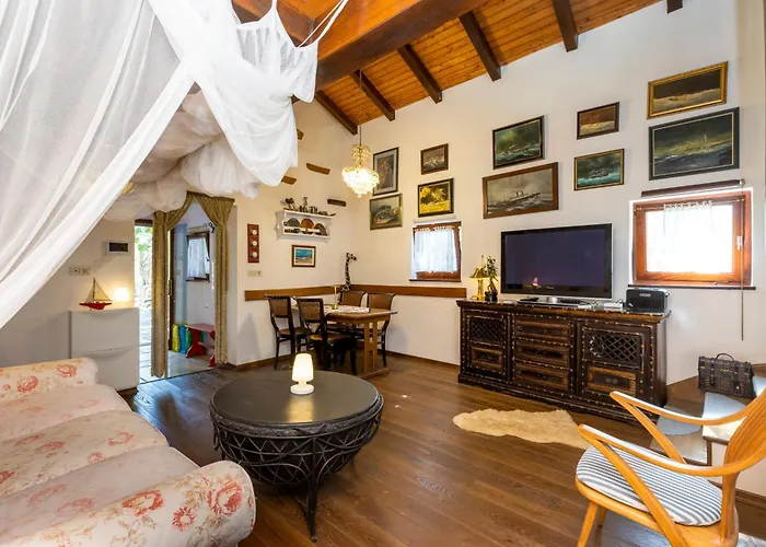 Stone House Retreat Prázdninový dům