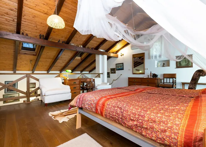 Stone House Retreat *